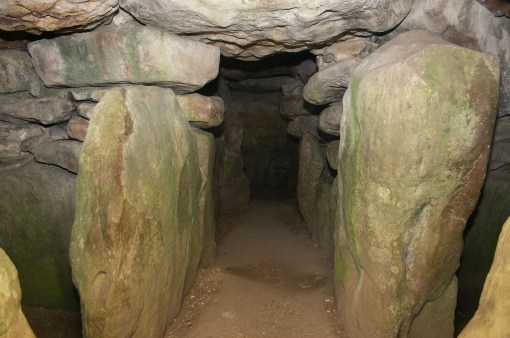 West Kennet West Kennet Long Barrow