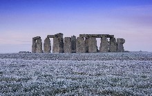 1-stonehenge-winter