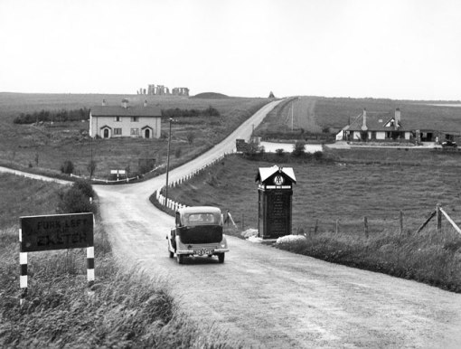 The approach to Stonehenge on the A303 road in 1930 