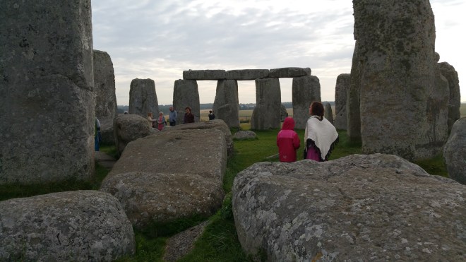 Stonehenge inner circle tours